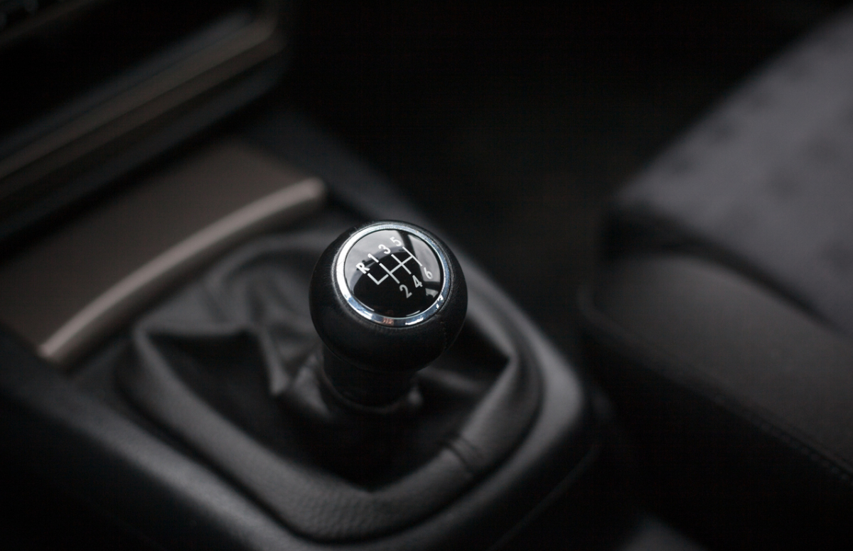 Is the manual gearbox going extinct? Only 23% of new cars keep gear stick