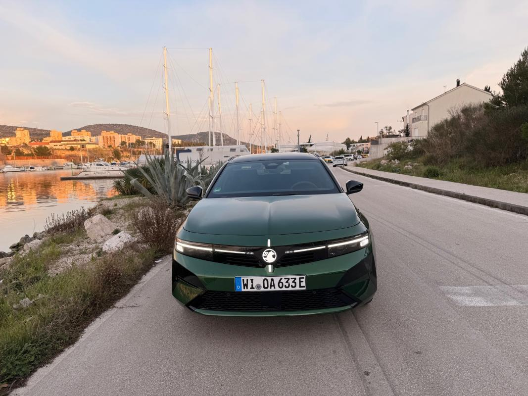 Vauxhall Astra Sports Tourer 2026 (2022 - )