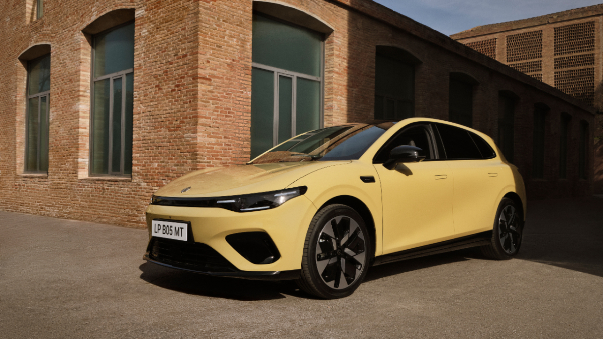 Leapmotor B05 Ultra: New 242bhp electric hot hatch revealed