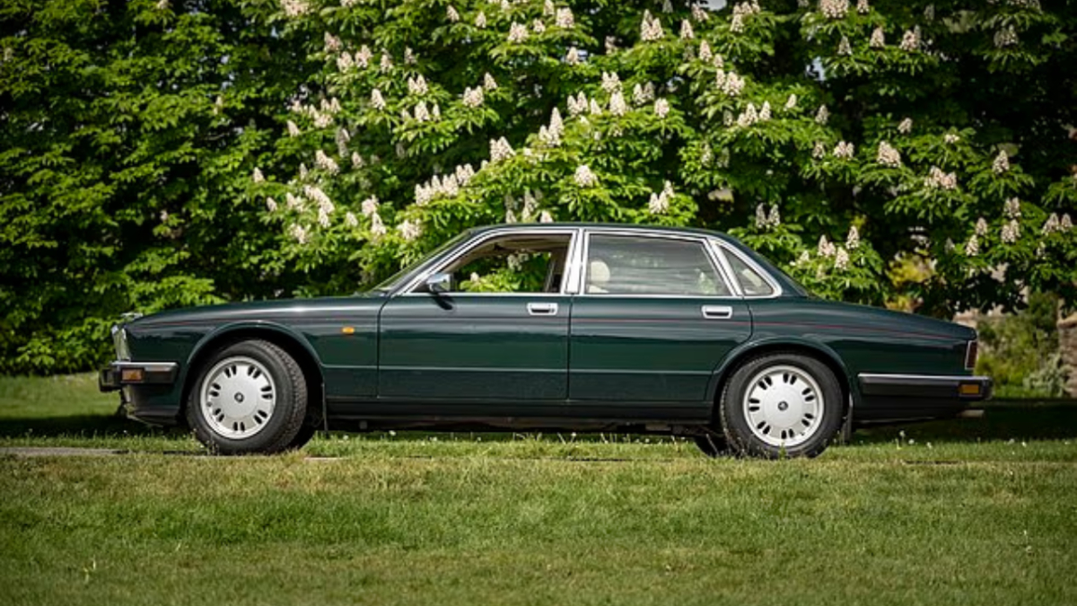 Princess Diana Jaguar auction: Revenge dress car for sale